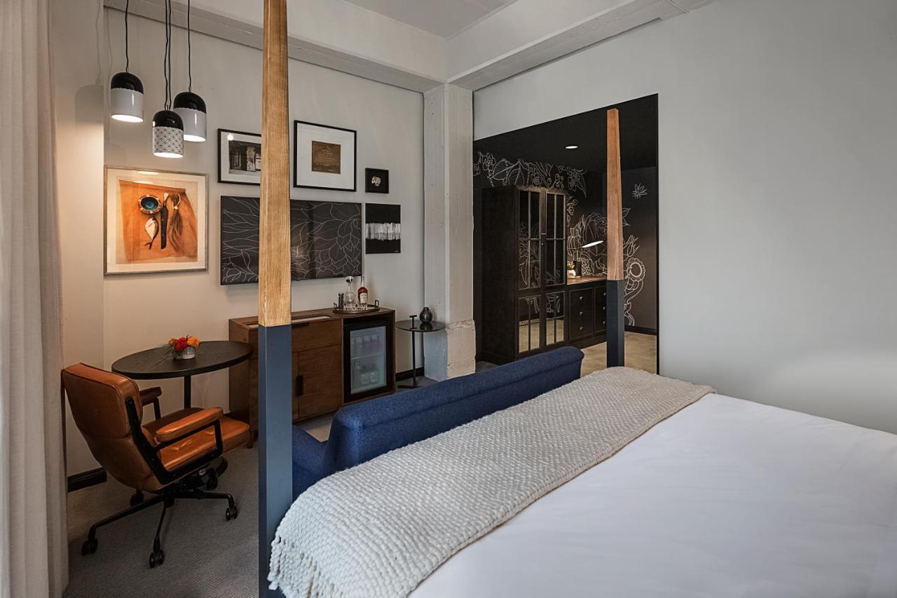 Crossroads Hotel Канзас-Сіті Екстер'єр фото